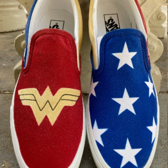 Wonder Woman 1984 Custom Vans - Picture 6 of 10